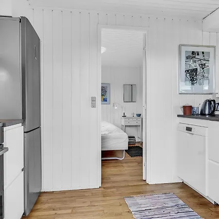 4 Bedroom Beautiful In Nyaraló