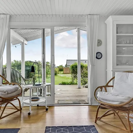 Holiday home 4 Bedroom Beautiful In *